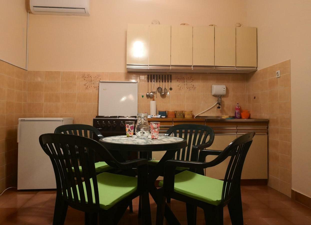 Apartman Juraga Murter Exterior foto